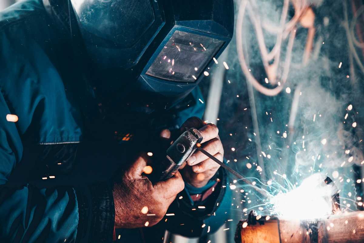 The Best Certifications for Aspiring Welders